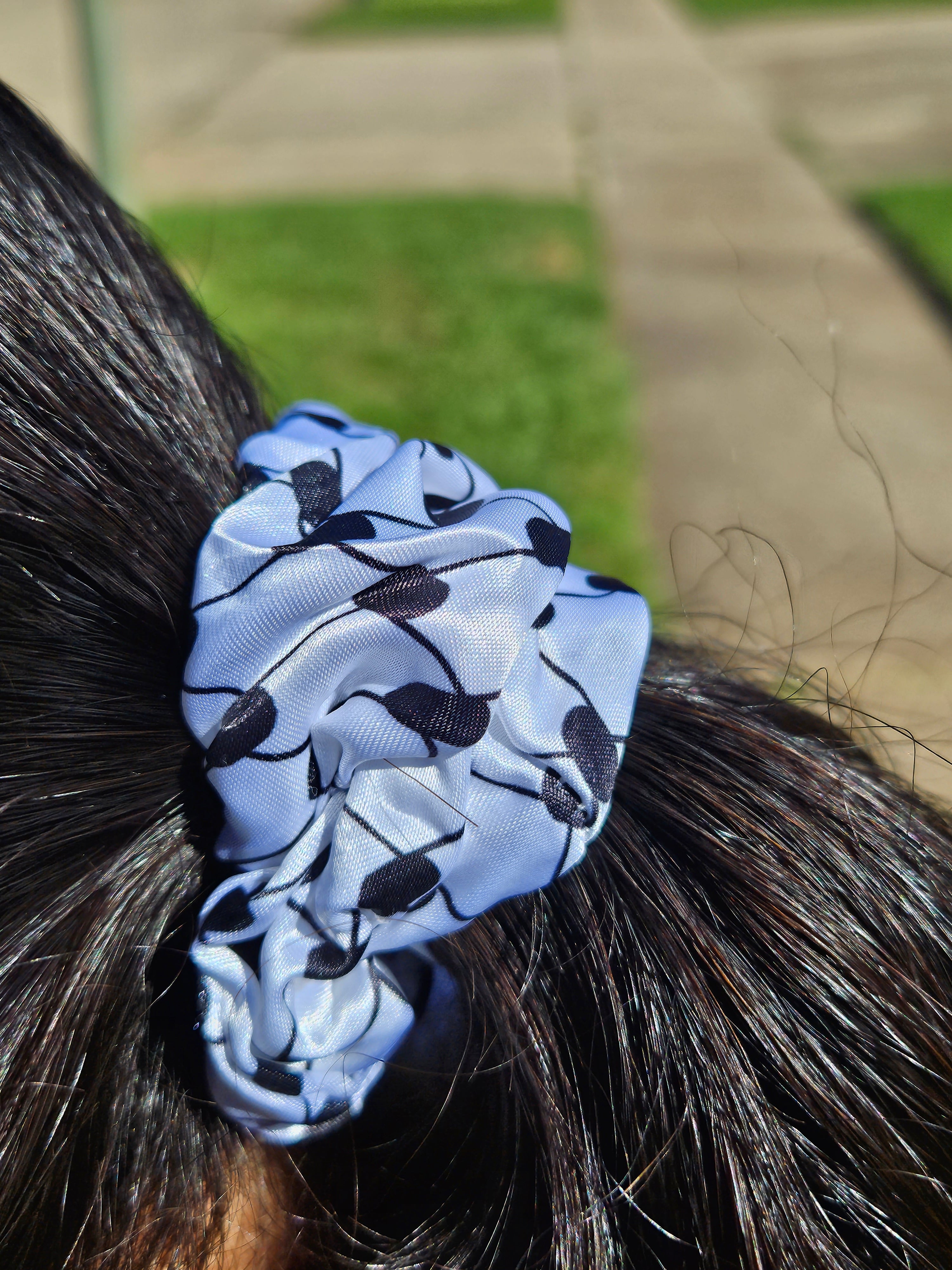 Keffiyeh Hatta Scrunchie Hair Tie Accessory - Habibi Heritage