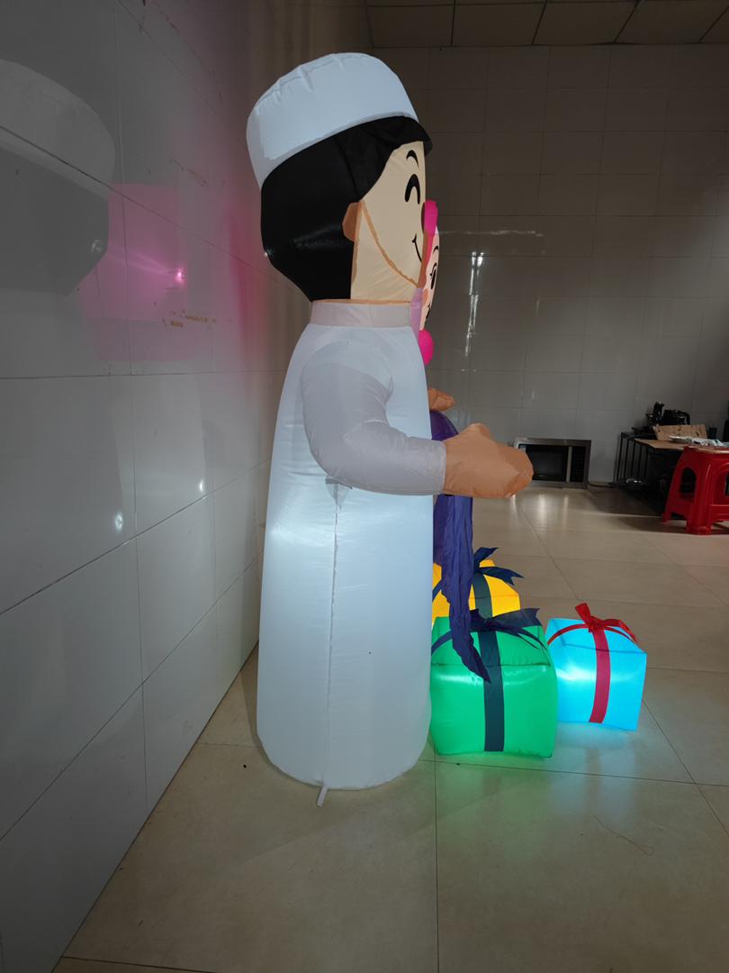 Ramadan Mubarak Inflatable Happy Family - Habibi Heritage