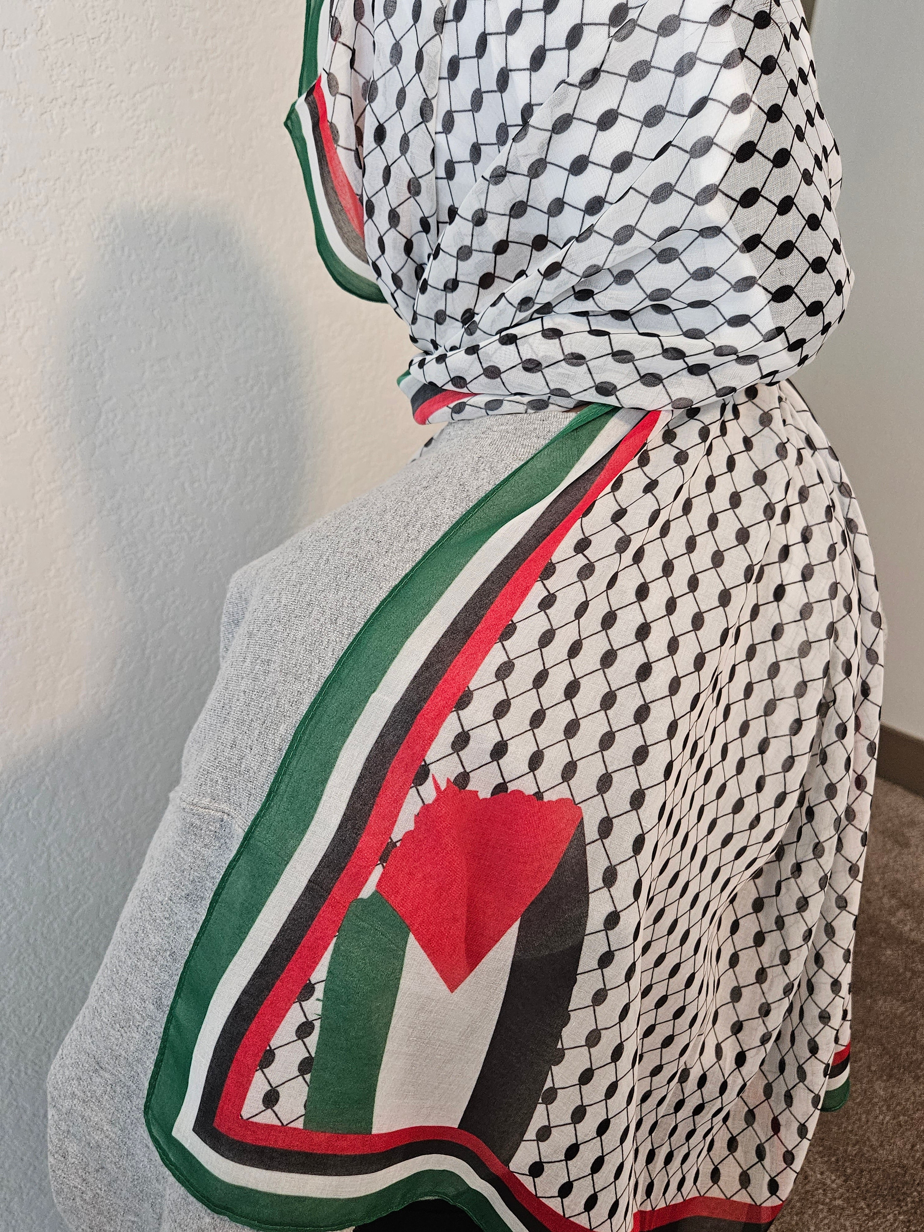 Palestine Keffiyeh Scarf - Lightweight - 65x28 Inches - Habibi Heritage