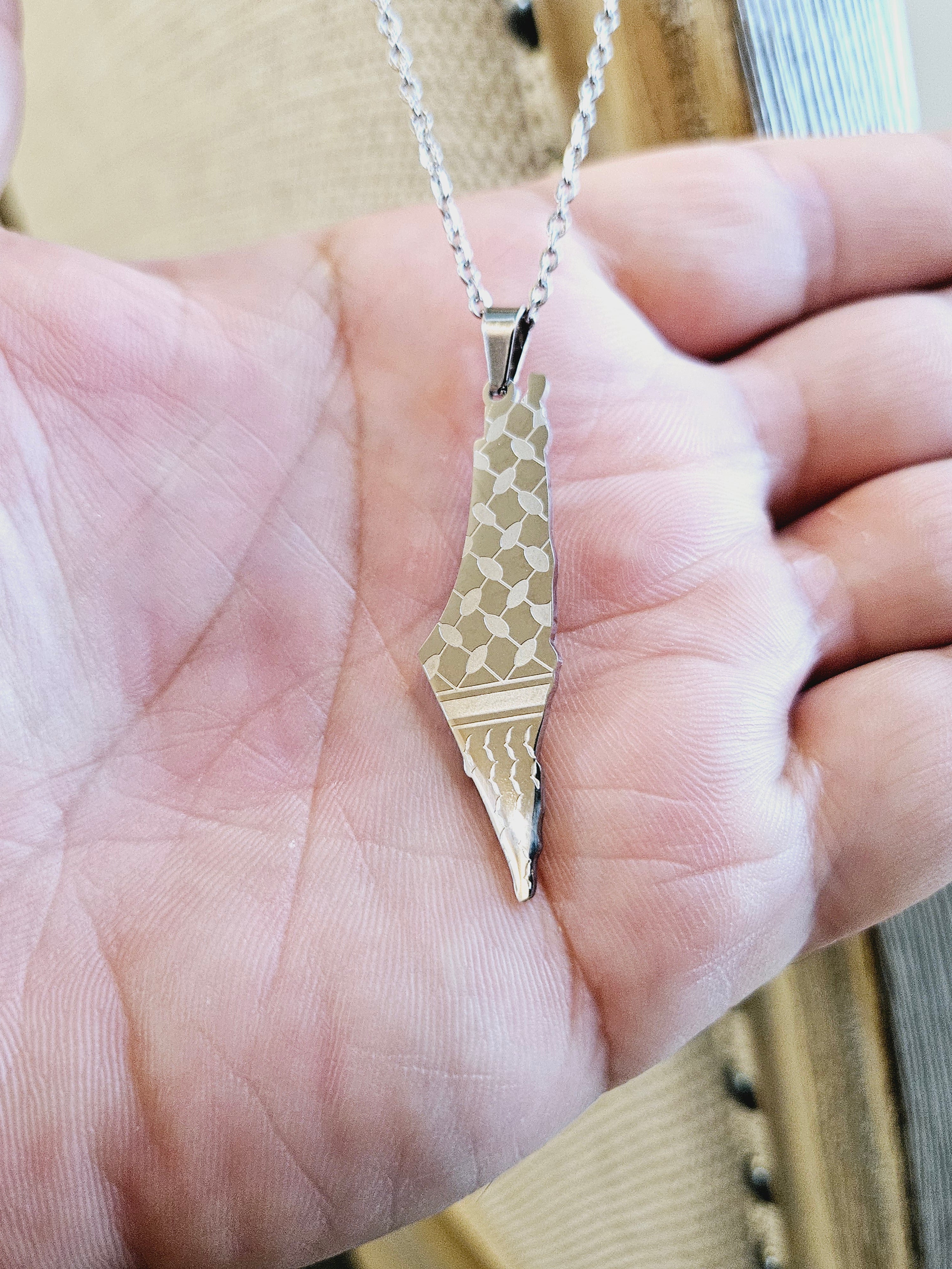 Palestine Map Keffiyeh Pattern Necklace