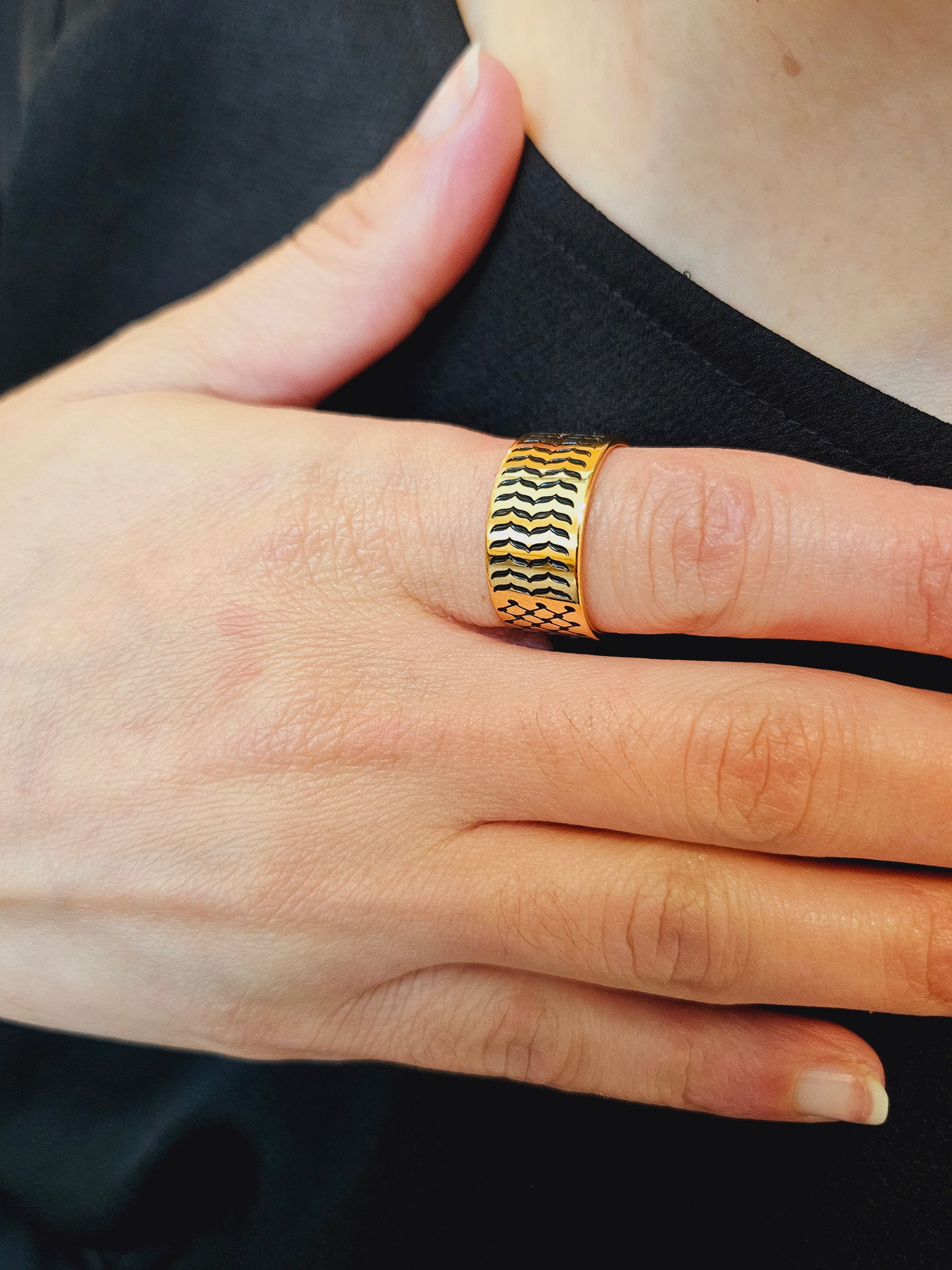 Keffiyeh Stainless Steel Ring – Bold & Cultural Statement
