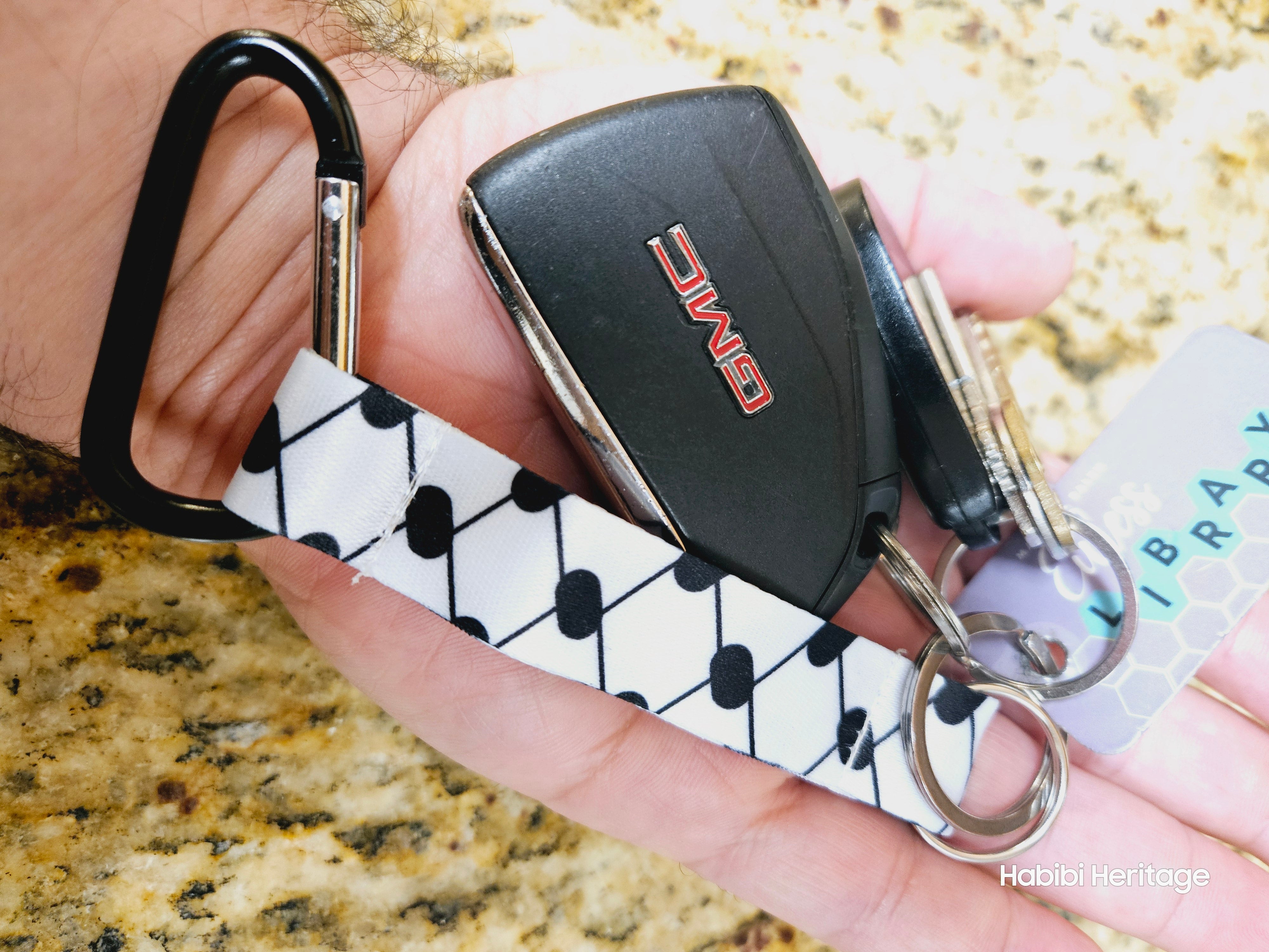 Keffiyeh Keychain - Kufiya Keyring - Habibi Heritage