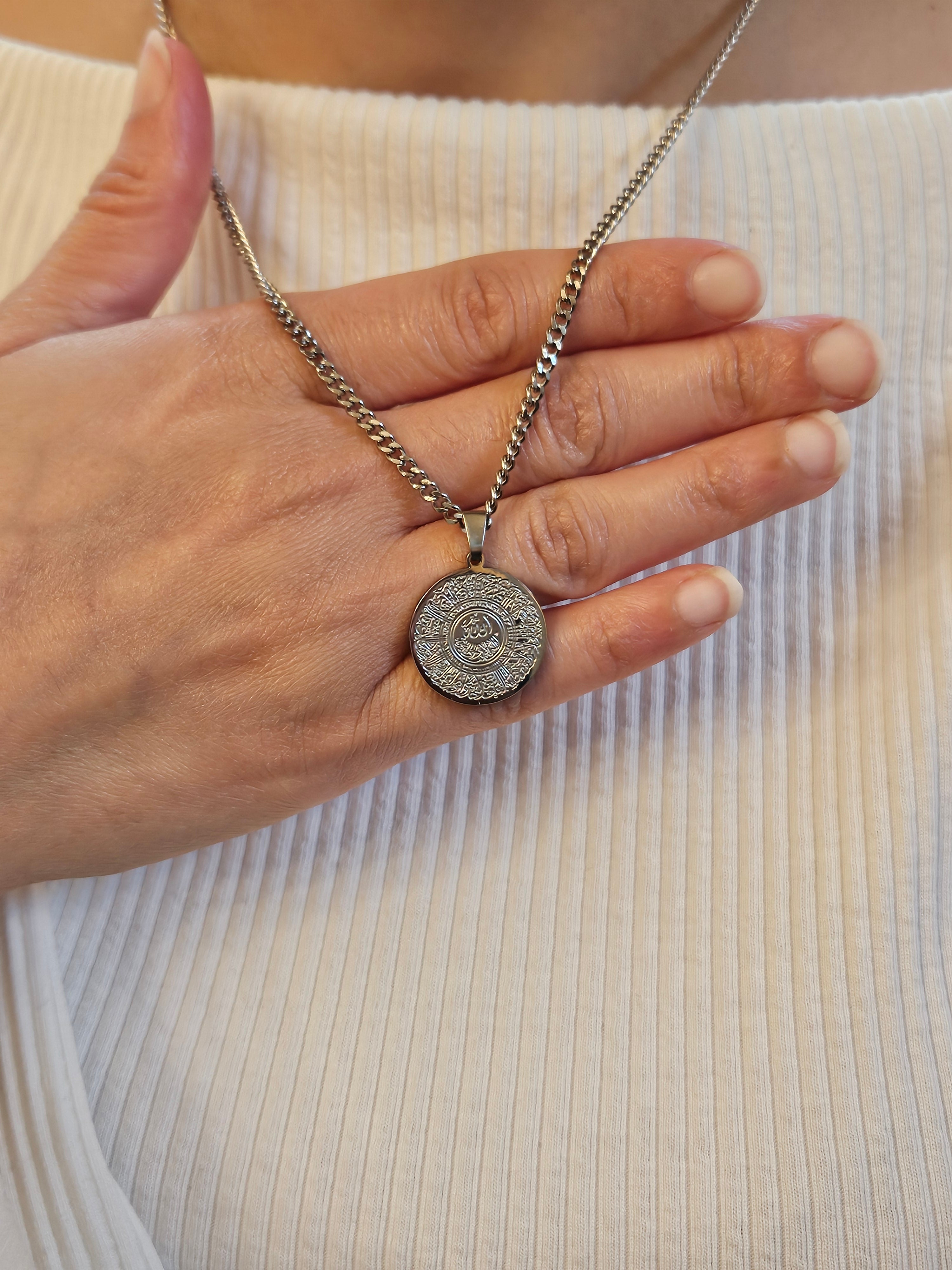 Ayatul Kursi Necklace Silver Stainless Steel - Round Islamic Jewelry