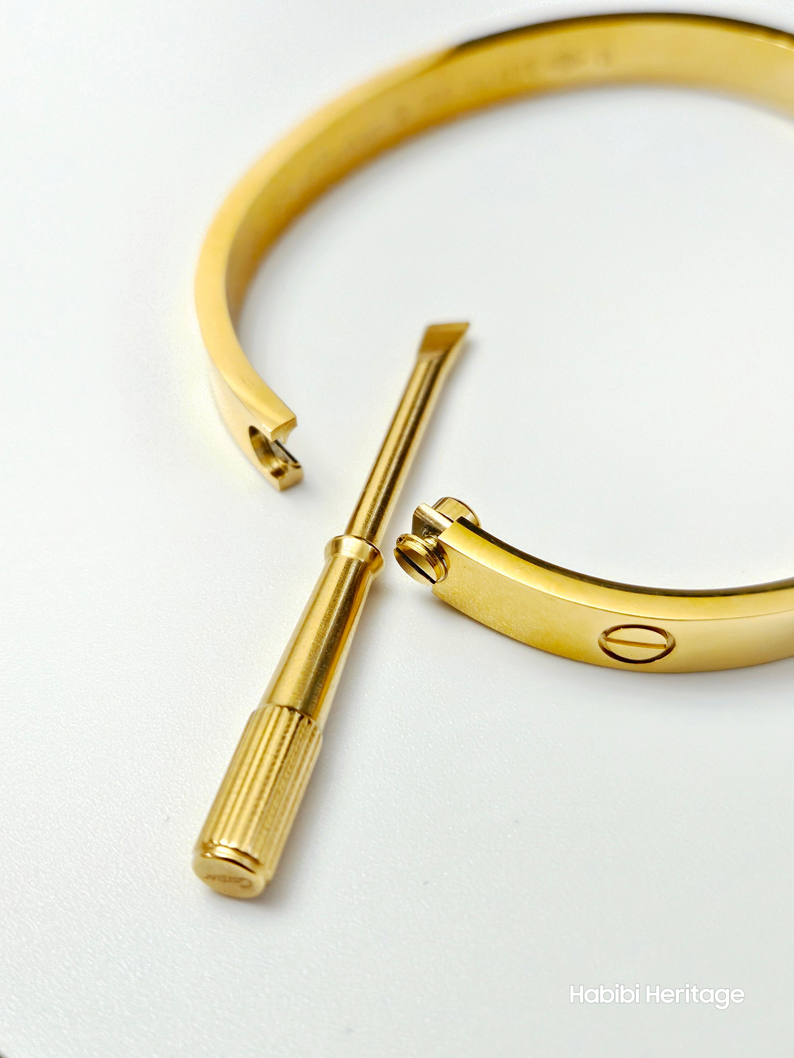 Bracelet with Screwdriver