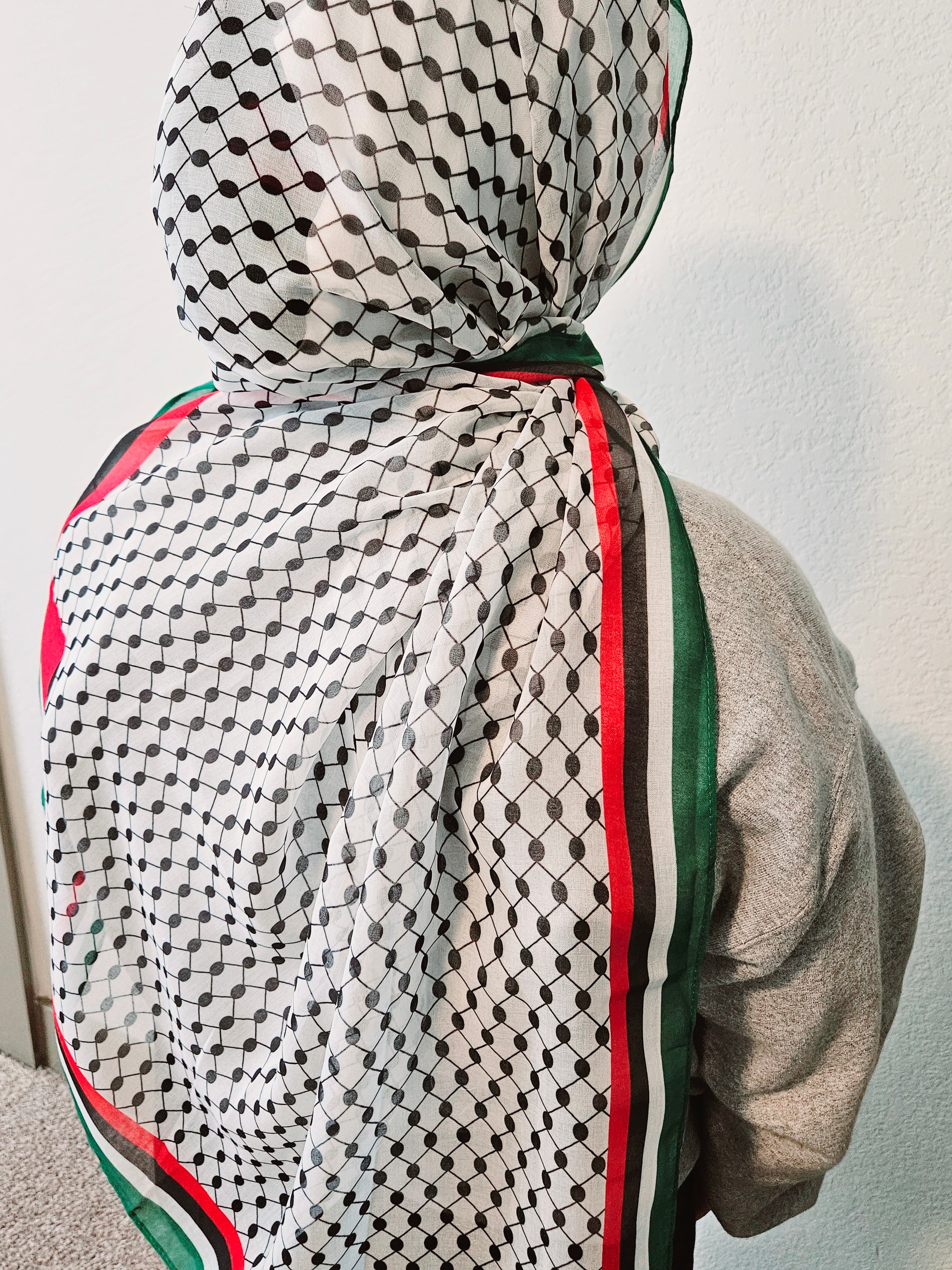 Palestine Keffiyeh Scarf - Lightweight - 65x28 Inches - Habibi Heritage