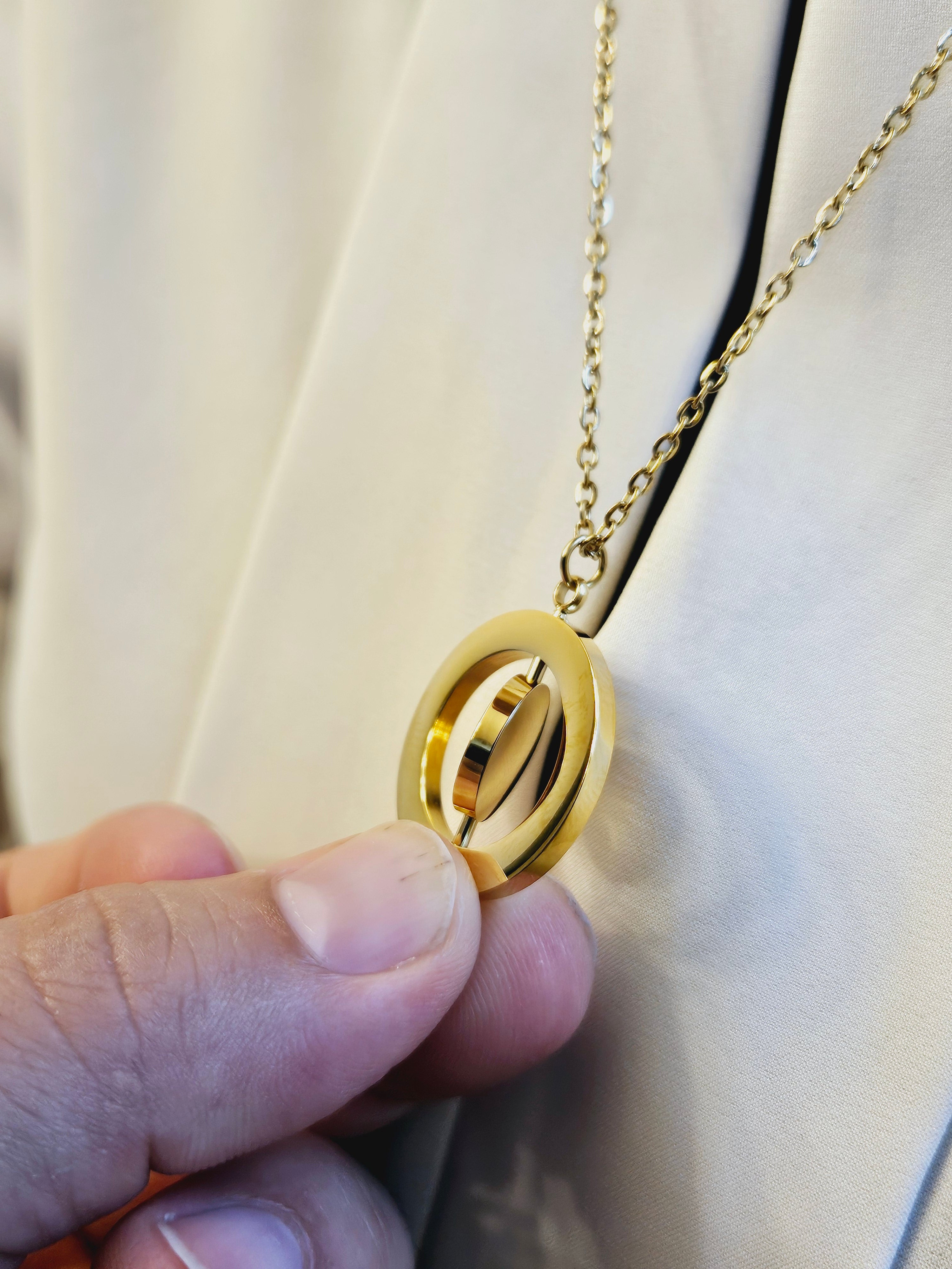 Spinning Necklace