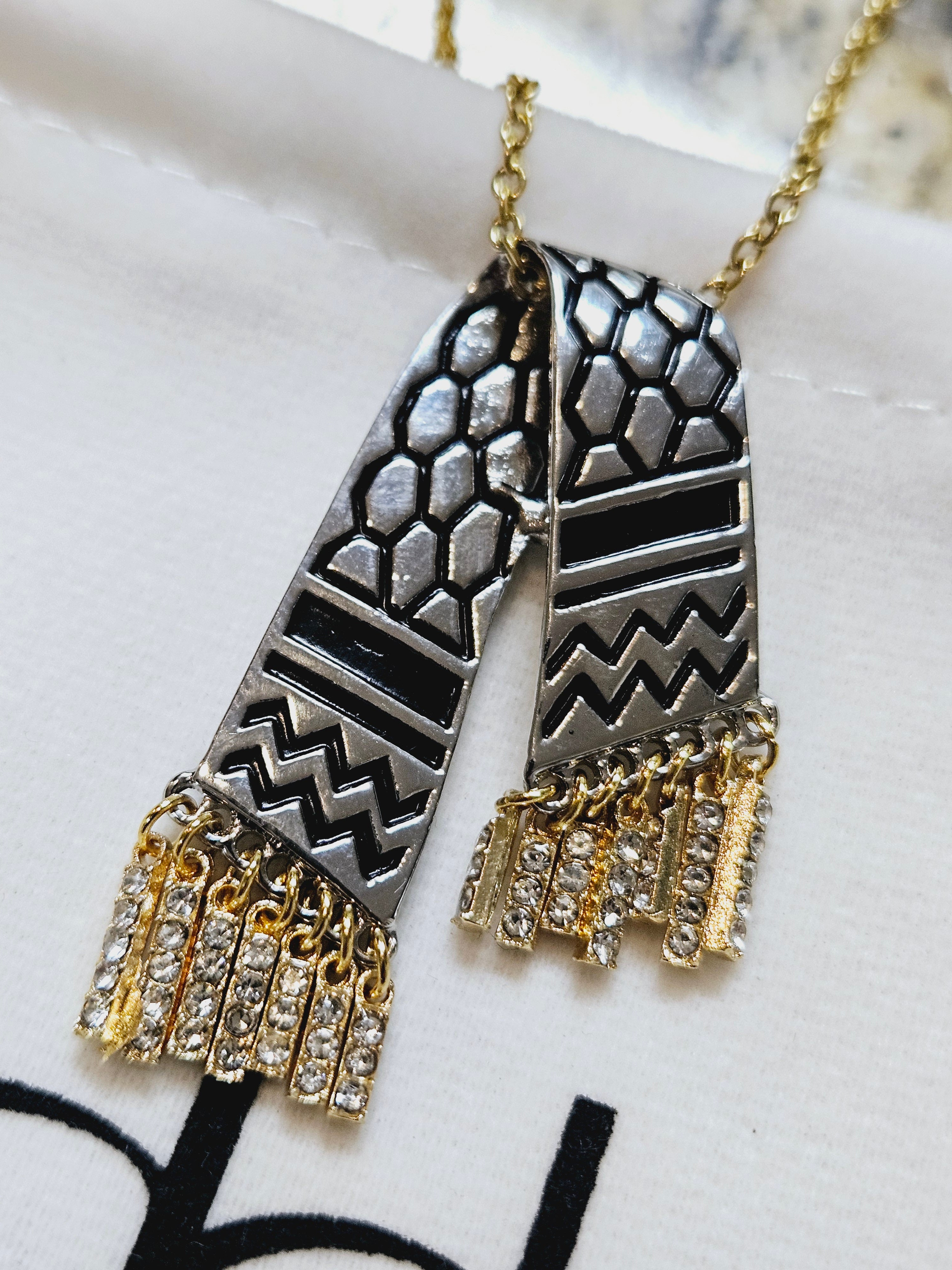 Palestine Keffiyeh Necklace - Habibi Heritage