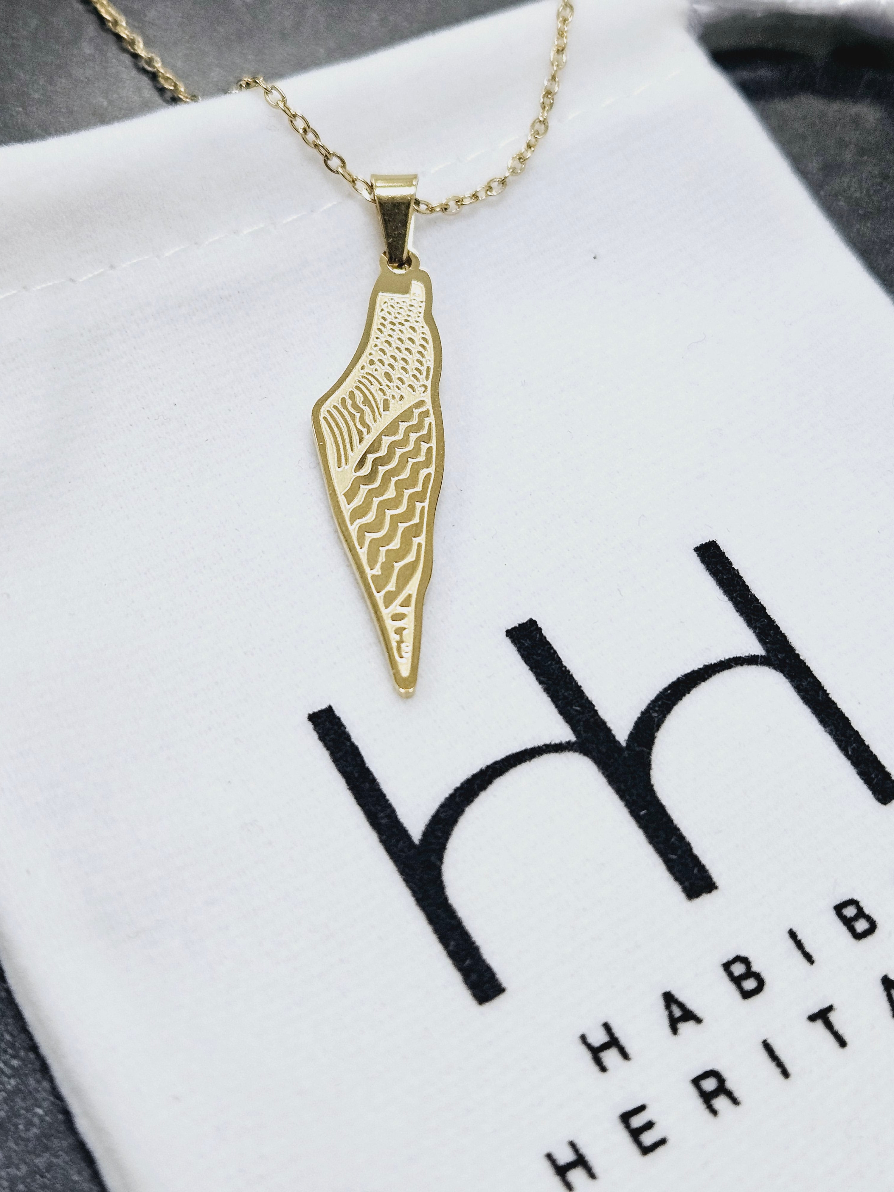 Palestine Keffiyeh Necklace - Habibi Heritage