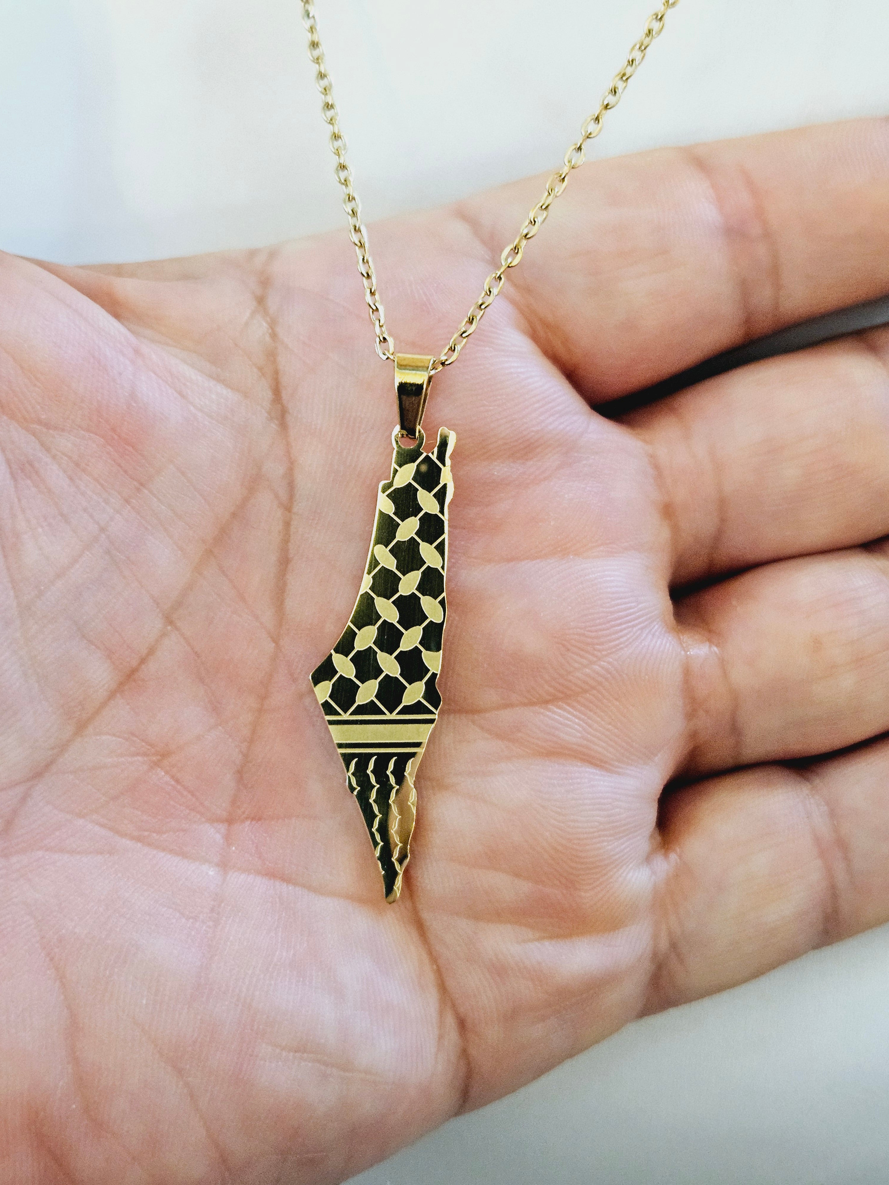 Palestine Map Keffiyeh Pattern Necklace