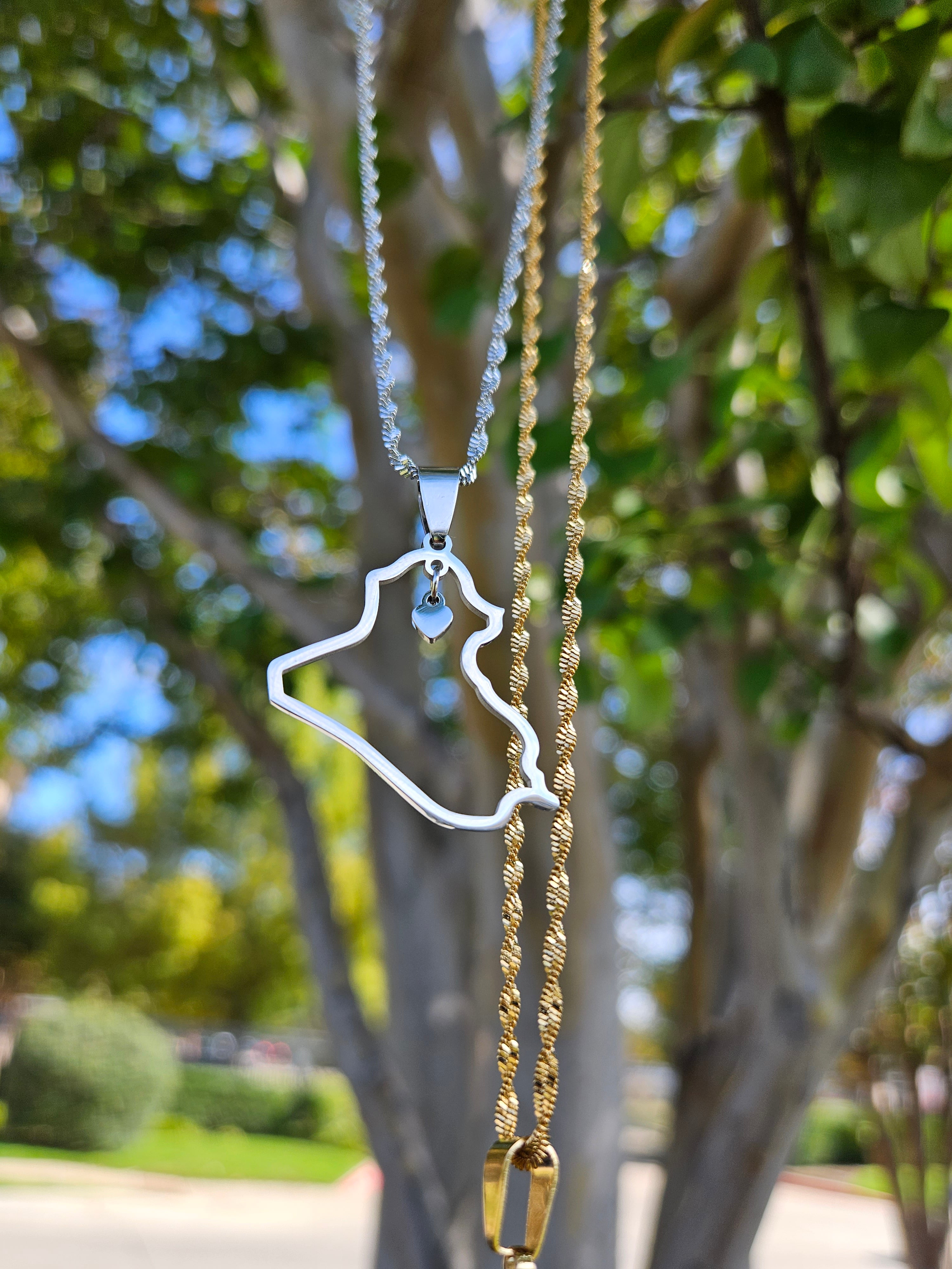 Iraq with Heart Necklace - Habibi Heritage