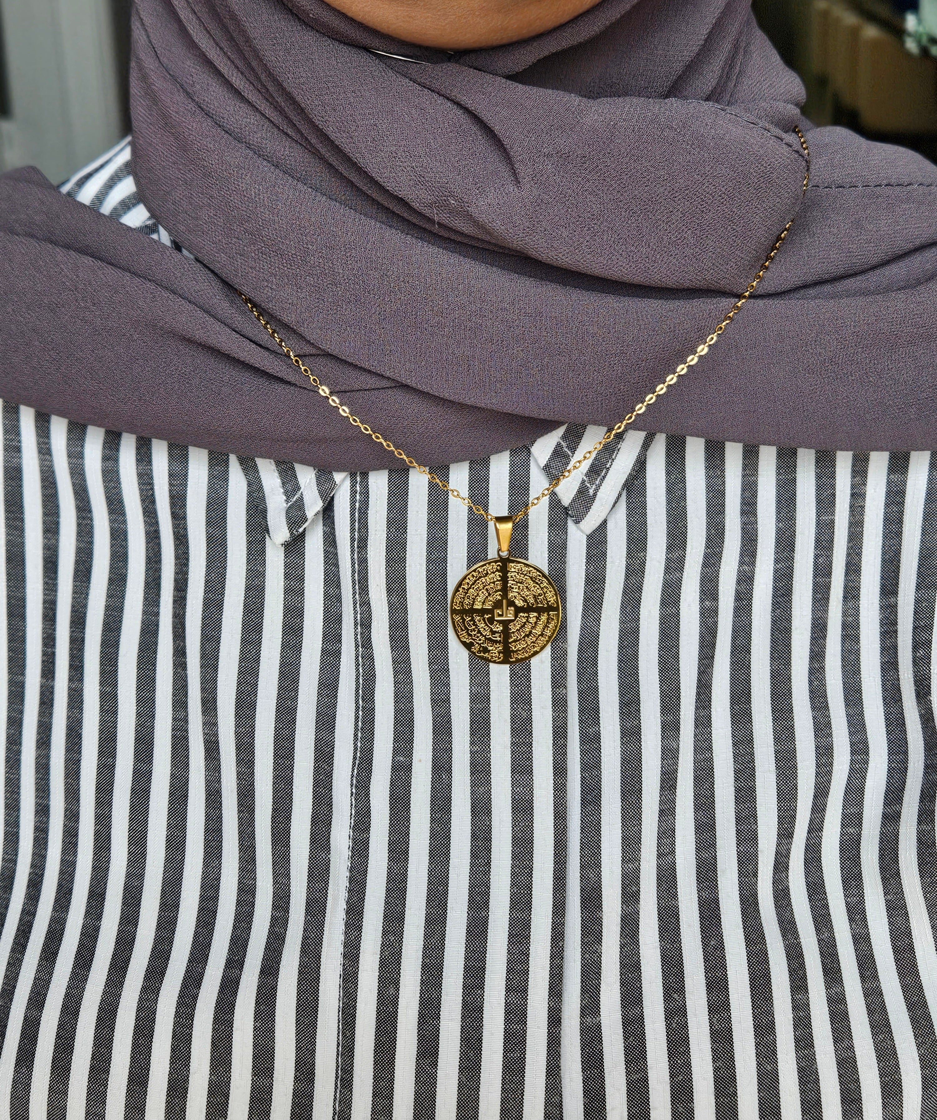 4 Quls & Ayatul Kursi Double Sided Necklace - Islamic Arabic Quran Jewelry