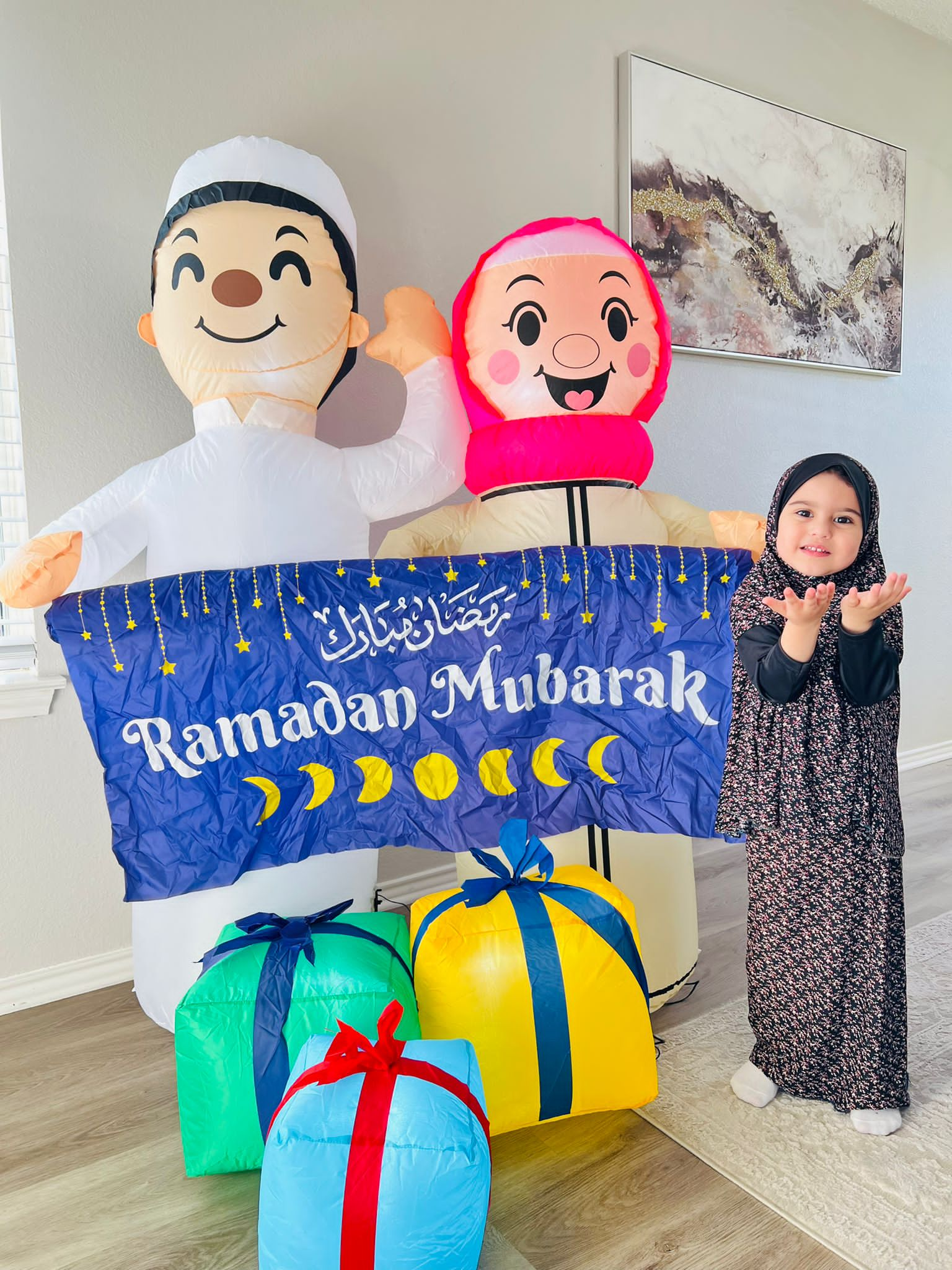 Ramadan Mubarak Inflatable Happy Family Decoration