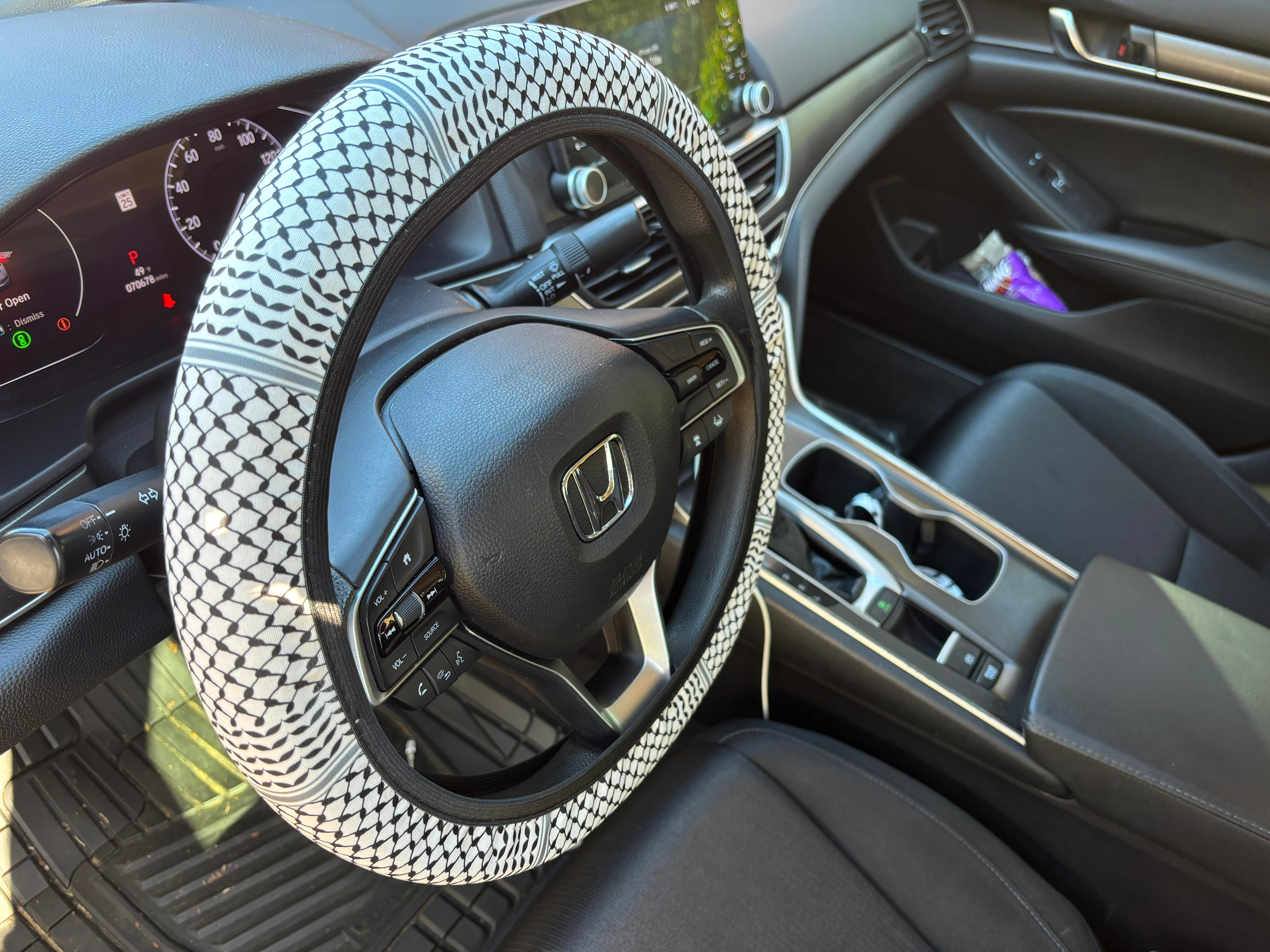 Keffiyeh Steering Wheel Cover - Kufiya Vehicle Accessory