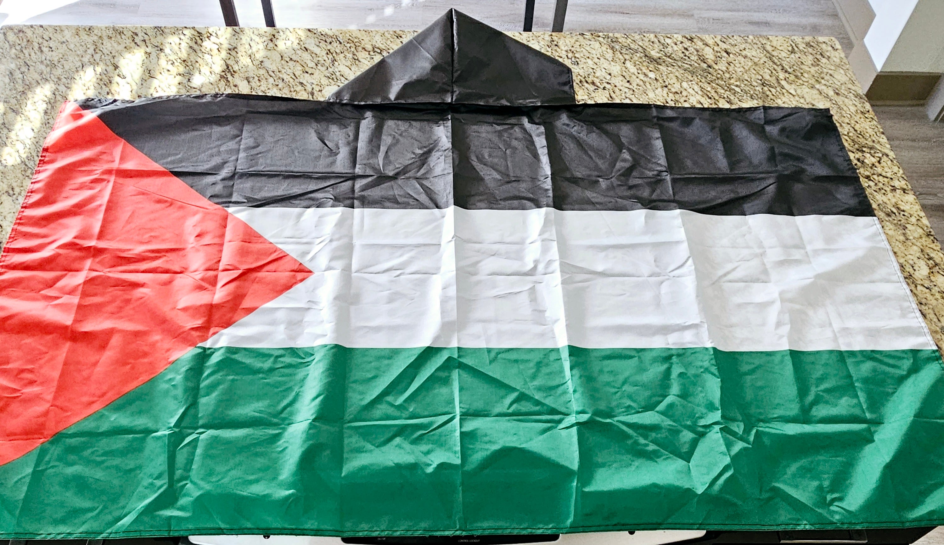 Palestine Cape Flag - Palestinian flag with hoodie and finger loops - Habibi Heritage
